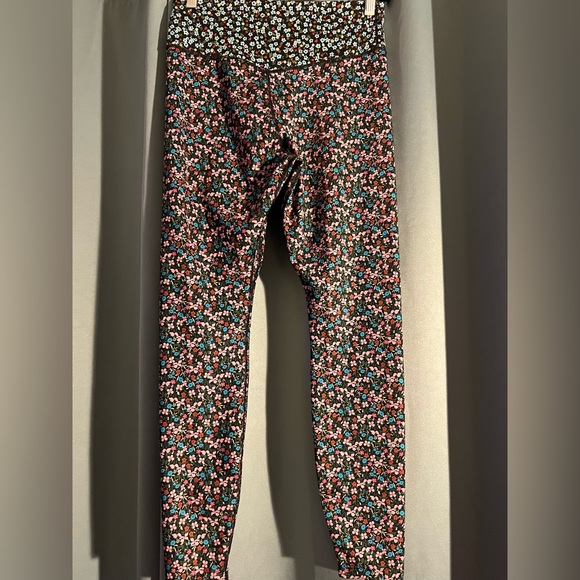 Nike Dri-Fit Floral Print Leggings - Black with Pink & Blue Flowers Small/Medium - Picture 2 of 4